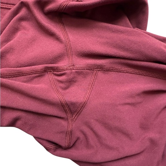 Cotopaxi Women’s Leggings Size Small Maroon 27” Inseam Great Condition! - Picture 5 of 7